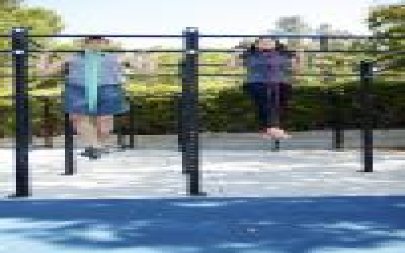 Use Strength Bands for Assisted Pull Ups 
